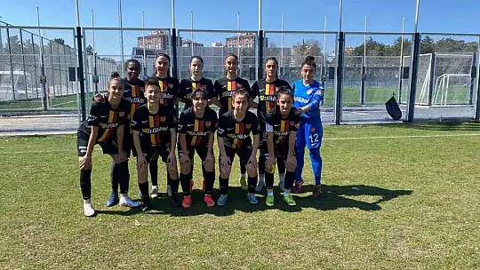 Yukatel Kayseri Kadın FK: 3 - İlkadım Belediyesi Yabancılar Pazarıspor: 1