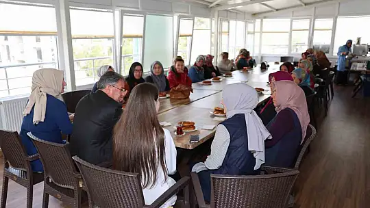 Hacılar'da kadınlar aile bütçelerine katkı sağlıyor
