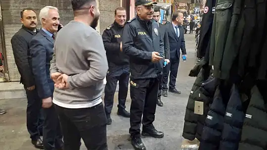 Karabörk, güven timlerini denetledi, esnaf ziyaret etti