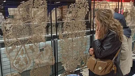 KAYMEK Dantel Anglez El Sanatları Sergisi'ne yoğun ilgi