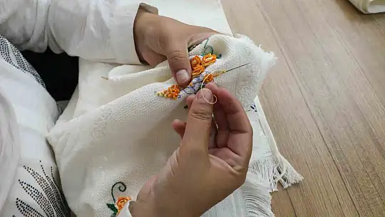 Hacılar'da El Sanatları Kursları devam ediyor