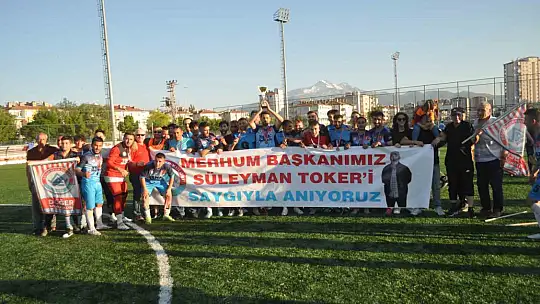 Finali kazanan Döğerspor, 1. Amatör Küme'de...