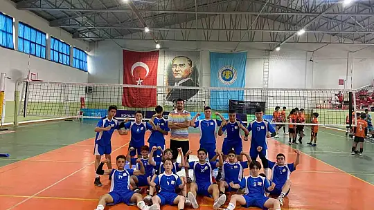 Kayseri ANALİG Kız ve Erkek takımları yarı finalde