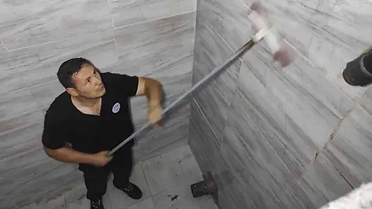 Kayseri Büyükşehir Belediyesi 60 bin kişiye yüzme kursu verdi