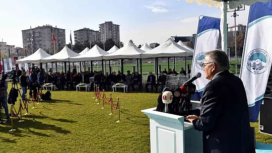Kayseri Büyükşehir Belediyesi'nden Amatör Kulüplere Malzeme Desteği