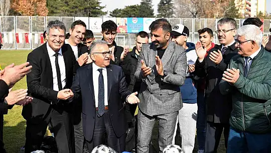Kayseri Büyükşehir Belediyesi'nden Amatör Kulüplere Malzeme Desteği