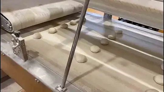 Deprem bölgesine 597 bin unlu mamul yardımı