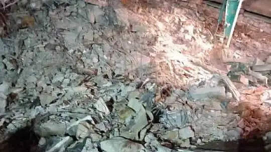 Büyükşehir, Osmaniye'de de yaraları sarıyor