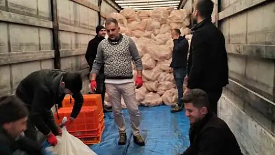 Kayseri Büyükşehir'in deprem bölgesine yardım turu sayısı 40'a ulaştı