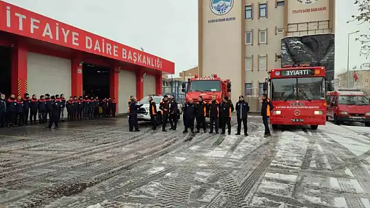Deprem bölgesine destek sayısı 237 araç, 362 personel çıktı