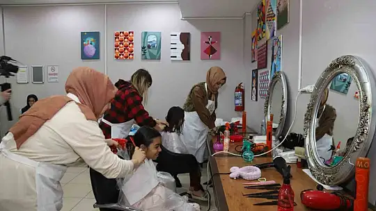 Büyükşehir'den depremzedelere manevi destek