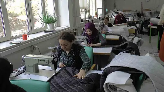 Deprem bölgesi için seferber oldular