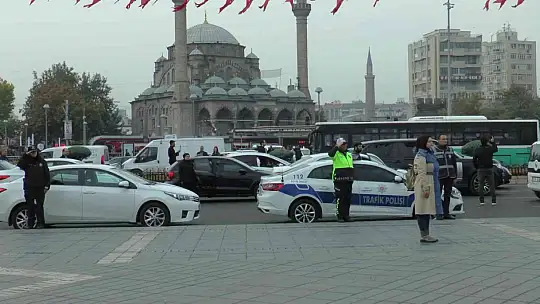 10 Kasım'da Ata'ya saygı duyuldu!