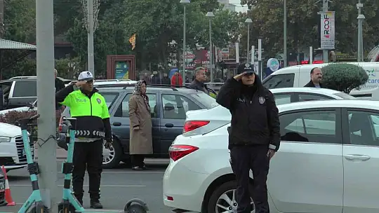 10 Kasım'da Ata'ya saygı duyuldu!