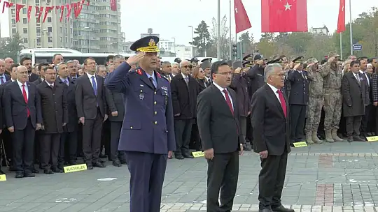 10 Kasım'da Ata'ya saygı duyuldu!
