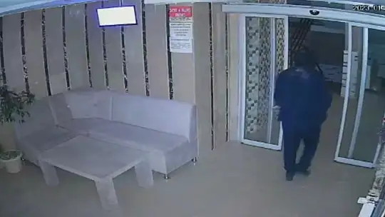 Bina hırsızı yakalandı