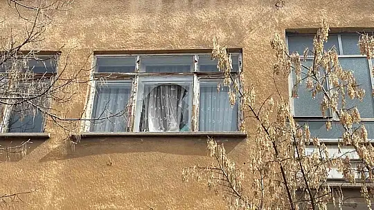 Kayseri'de dehşet! Kavga ettikleri şahsı pencereden aşağı attılar