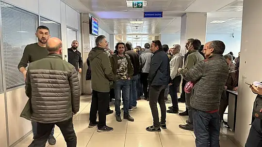 EYT'li olan vatandaşlar ilk maaşlarını depremzedelere bağışlayacak