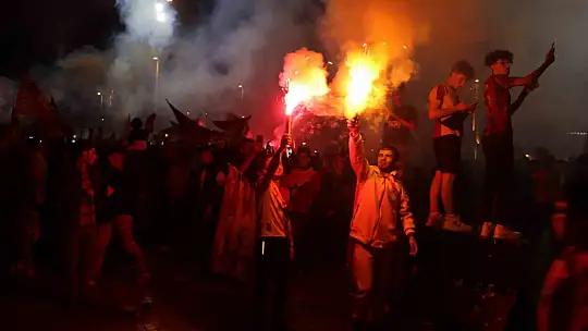 Kayseri'de halaylı şampiyonluk kutlaması