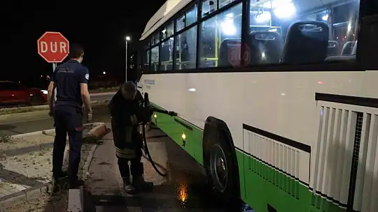 Zihinsel engelli genç halk otobüsünü kaçırdı!