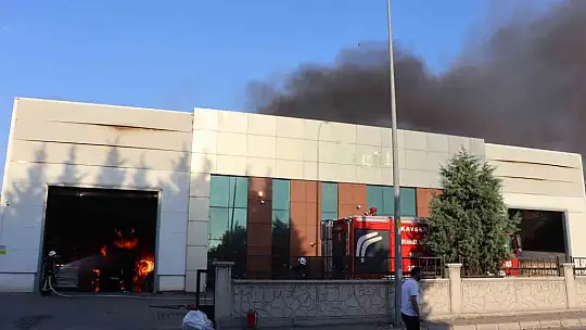 OSB'deki bir fabrikada korkudan yangın!