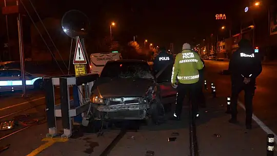 Feci kazada Ağabey öldü, kardeşi ağır yaralandı