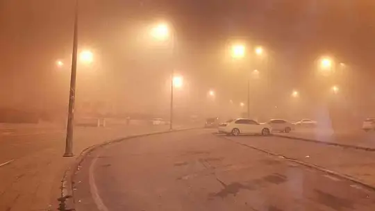 Kayseri'de sis görüş mesafesini 5 metreye düşürdü