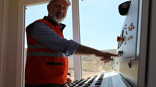 Çolakbayrakdar, 'İlkleri hayata geçiriyoruz'