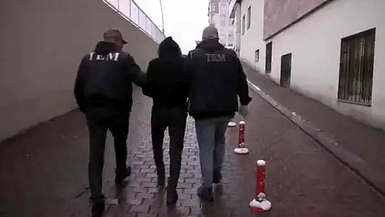 Yılbaşı öncesinde DEAŞ'a darbe