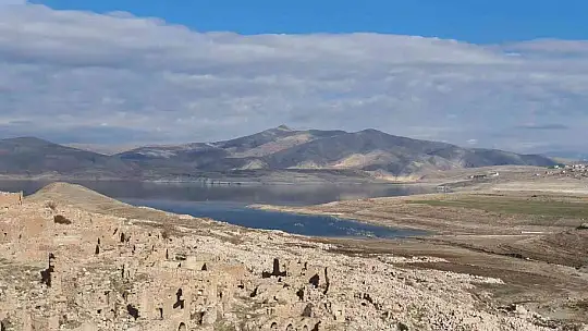 Kayseri'de 'kuraklık' alarmı... O barajda su seviyesi sıfıra düştü