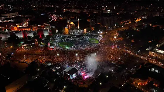 Erdoğan coşkusu havadan görüntülendi
