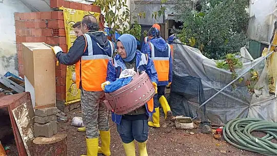 Kayseri'den Antalya'ya yardım çıkarması yapıldı