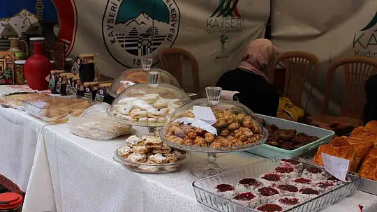 Kayseri Kalesi'nde Türk lezzetleri sunuluyor