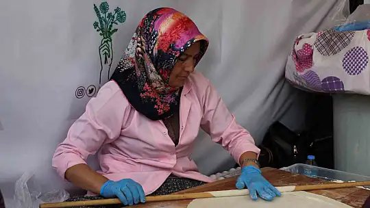 Kayseri Kalesi'nde Türk lezzetleri sunuluyor