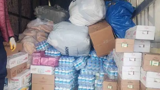 Kayseri Mobilyacılar Odası, KUMSMALL AVM, MOBİTEK ve MOBİBOYA deprem bölgesi için seferber oldu