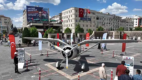 İlk kez gören vatandaşlar duygulandı