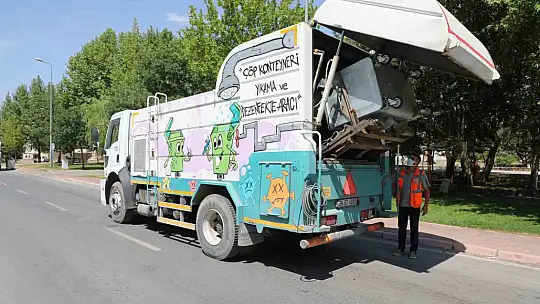 Talas'ta konteyner yıkamaya tam gaz devam