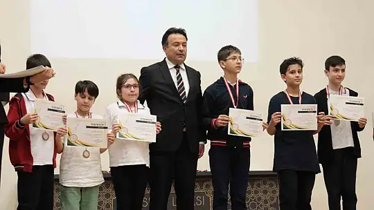 Karaköse, 'Hayaller sizi bir yola kanalize edecektir'