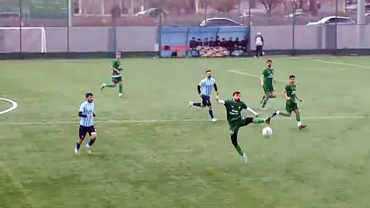 Kayseri Süper Amatör Küme: Argıncıkspor: 4 - Gazi Osman Paşaspor: 2