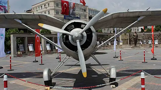 Kayseri üretilen ilk P-24A uçağı sergileniyor