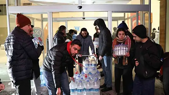 Kayseri Üniversitesi'nden deprem bölgesine destek