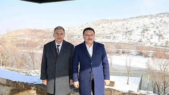 Vali Çiçek'ten Zincidere Mesire Alanı'na övgü