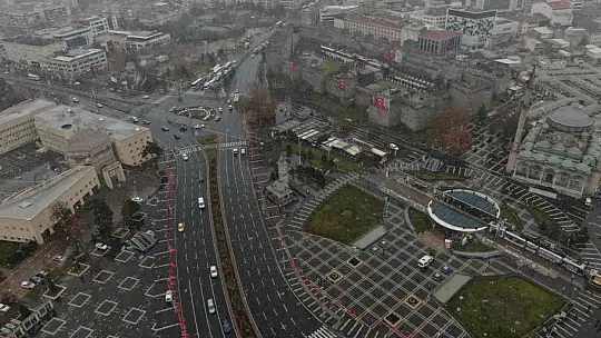 Kayseri'ye mevsimin ilk karı yağdı