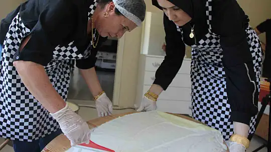 Kayseri'nin kuru kaymağı adını duyuruyor