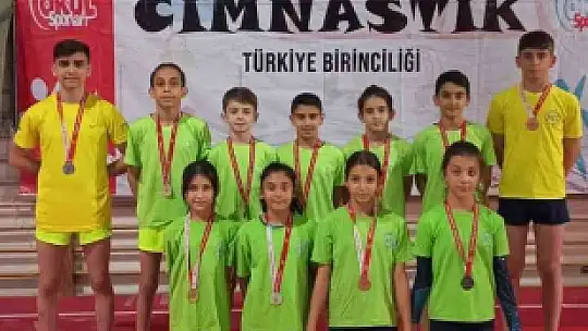 Kayserili cimnastikcilerden büyük başarı