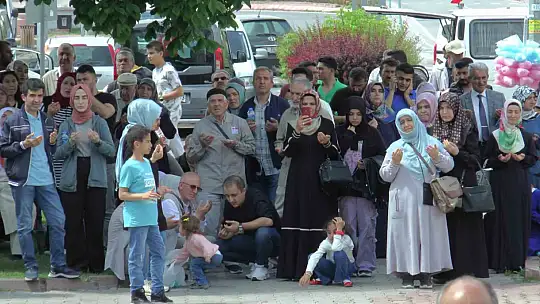 Kayserili hacı adayları dualarla uğurlandı