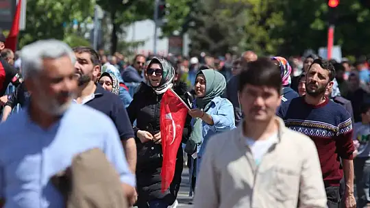 Kayseri'de Erdoğan mitingine akın