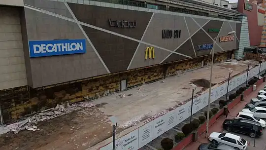 Kayseripark'taki kaçak inşaat havadan görüntülendi