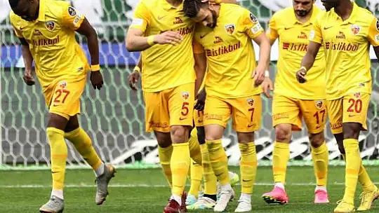 Kayserispor 1 puanla döndü