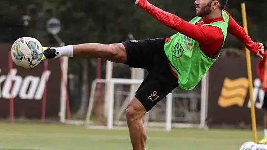 Kayserispor 5 futbolcu gönderdi